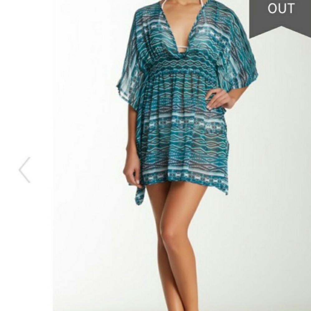 Jessica Simpson
Kaftan Cover-Up